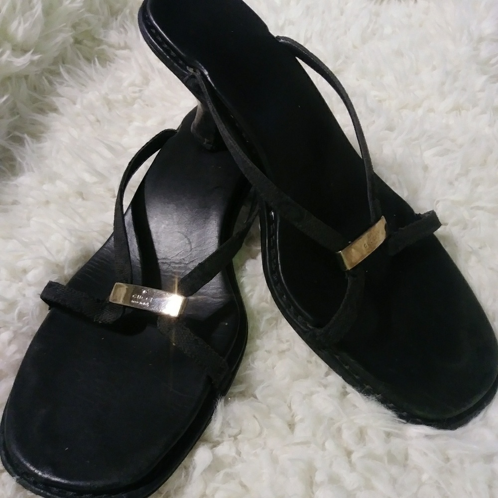 Sandal